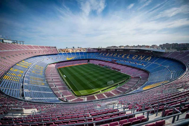 FC Barcelona Camp Nou - Auditoría estratégica para a la mejora de los espacios A&B del estadio - Strategic audit to improve the stadium's F&B spaces